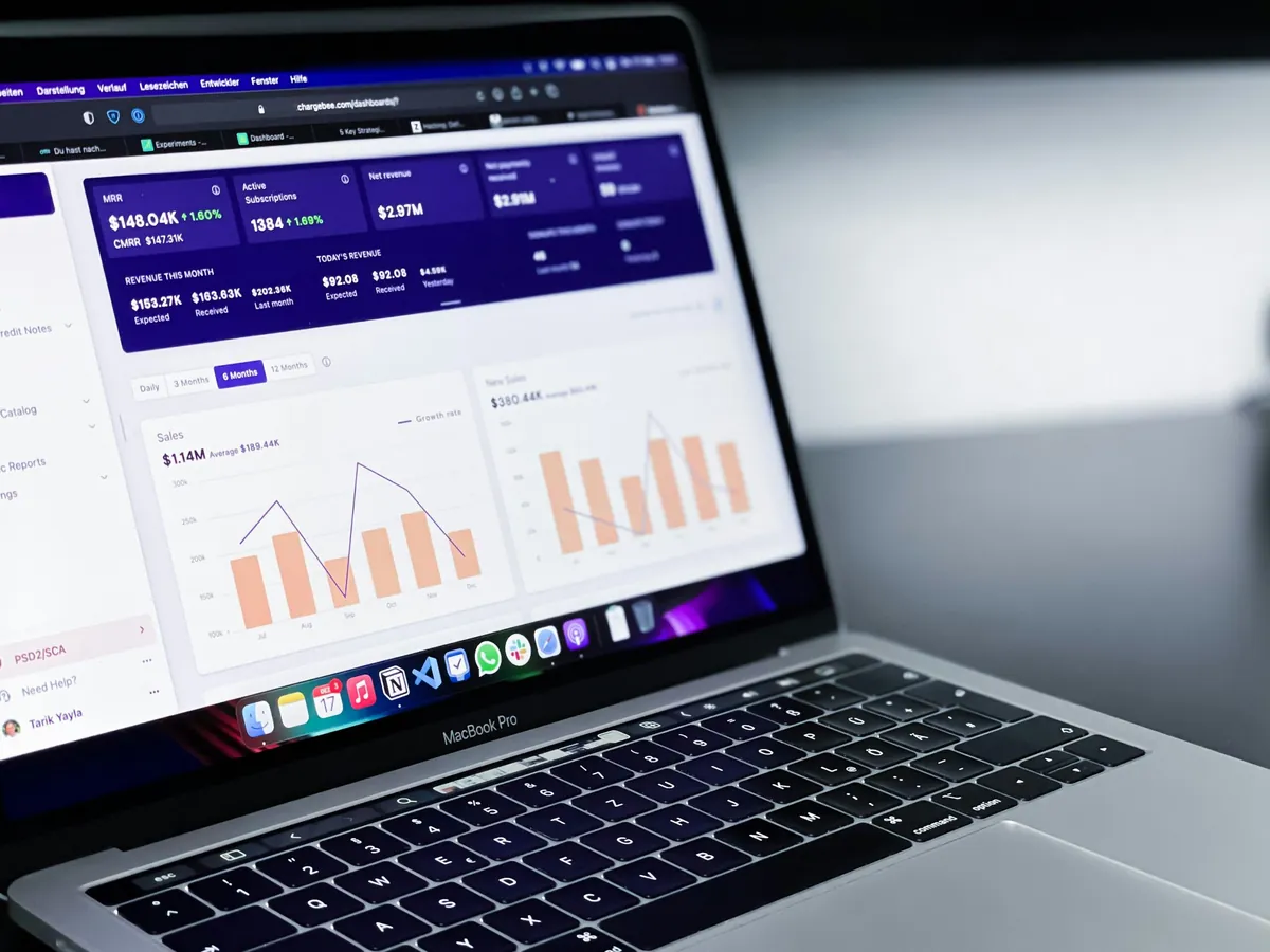 Venda de Software: Diferentes Canais de Aquisição por Tipo de Contratação (SaaS ou On-Premise)